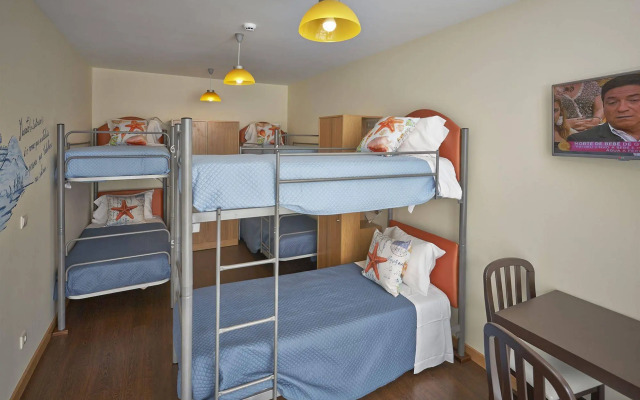 Welcome In - Suites & Hostel