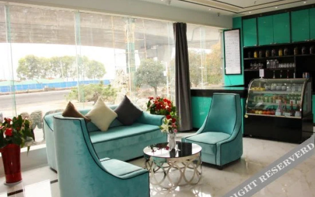 Wuhan Business School