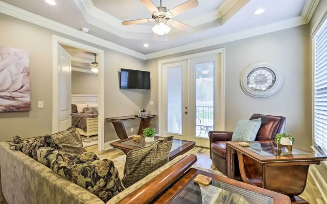 Diamondhead Condo - Marina, Pool Access & Golfing!