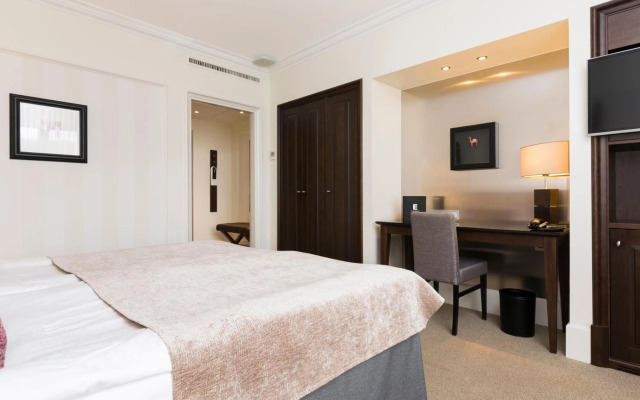Elite Park Avenue Hotel