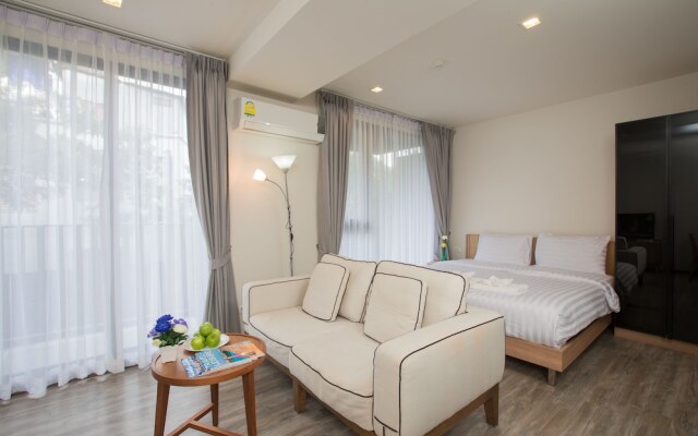 The Deck Condo Patong by VIP