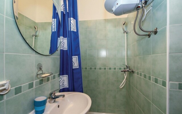 Beautiful Apartment in Umag With 3 Bedrooms and Wifi