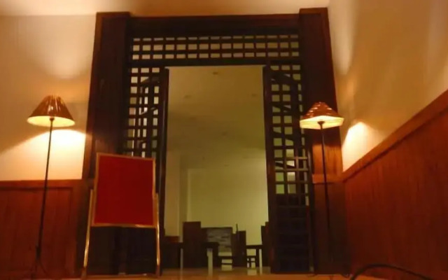 The Queensburry City Hotel