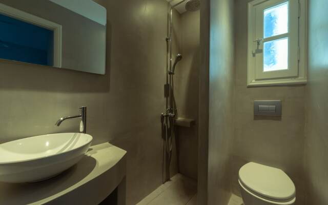 Aphrodite Hotel & Apartments