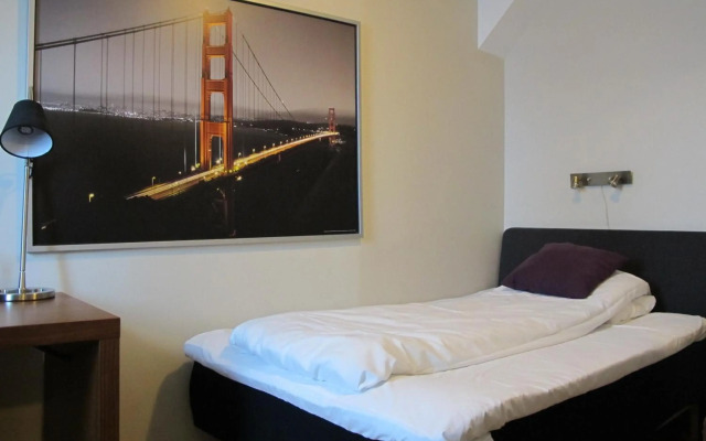 Chesterfield Hotel