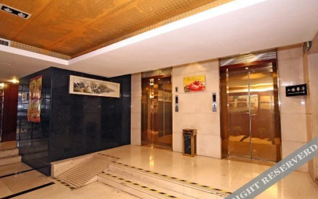 Qingzhu Tianmuhu Hotel (Shanghai Putuo Fengqiao Road Subway Station)