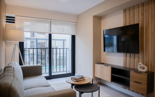 w Impressive 1BR w Balcony in Miraflores