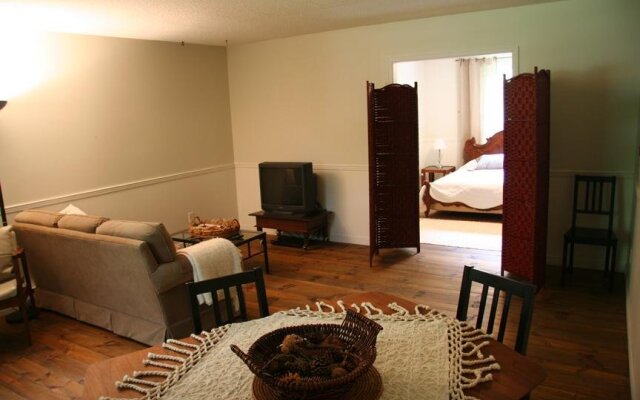 Willow Pond Country Bed And Breakfast