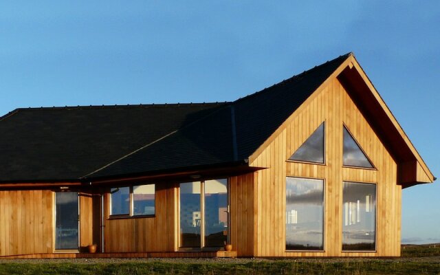 Loch Roag Guest House & Eshcol Guest House