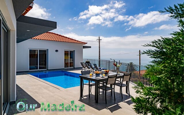 Beautiful Modern Villa In Calheta   Calhetascape