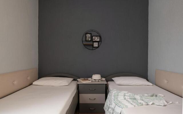 House Toula Elegant