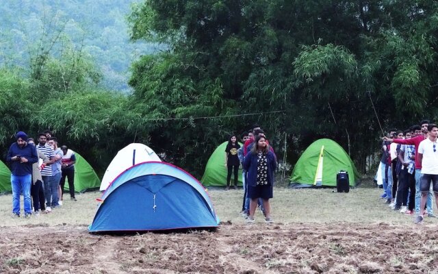 Moustache Kamp Kalakund