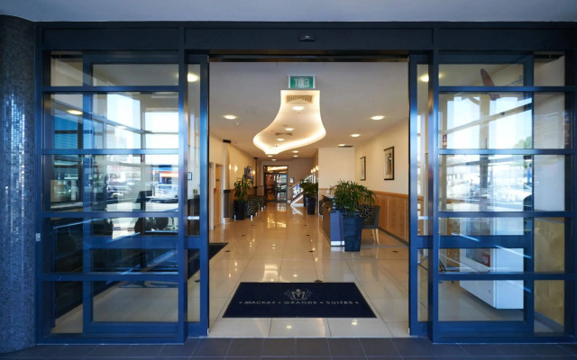 Rydges Mackay Suites
