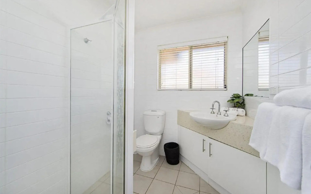 Seabreeze 4 on Lawson Street