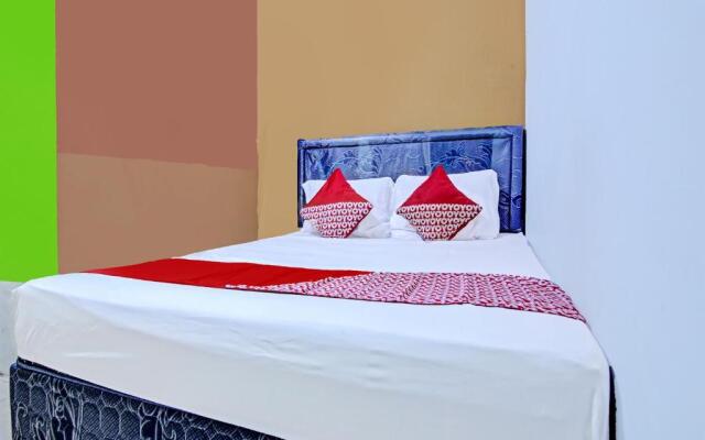 OYO 90476 Iksan Homestay Syariah