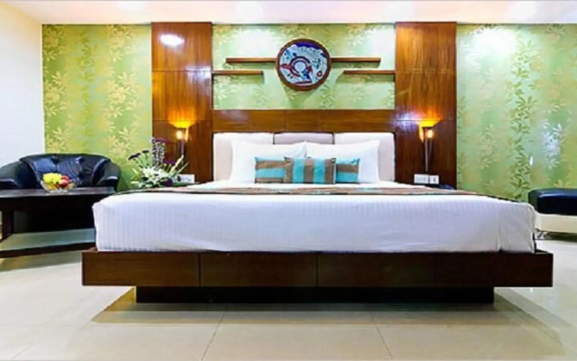 Hotel Saptaparna