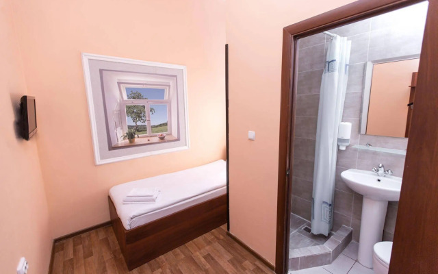 Matreshka Hotel