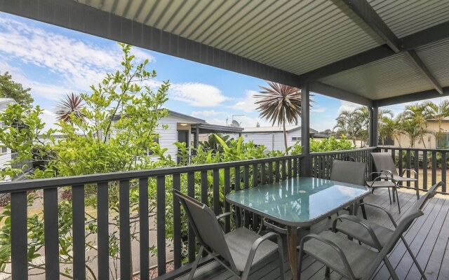 Reflections Shaws Bay - Holiday Park