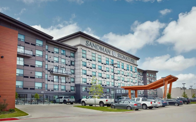 Sandman Signature Plano - Frisco Hotel