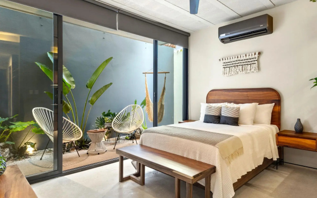 Ocean Boutique Condos