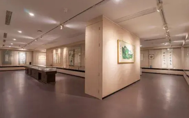 Zheyue Hotel (Shaoxing Lu Xun Hometown Cangqiao Straight Street)