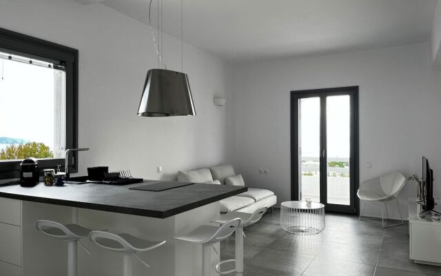 Alexander Suites