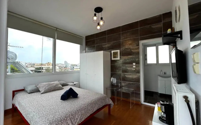 Glyfada 1-Room Studio
