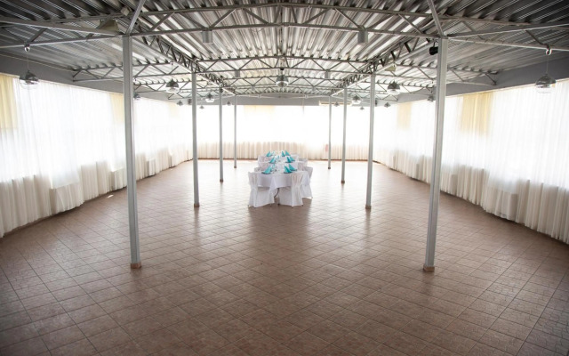 Good Stay Dinaburg Hotel