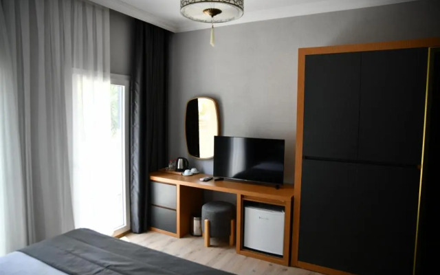 My Ella Marina Hotel