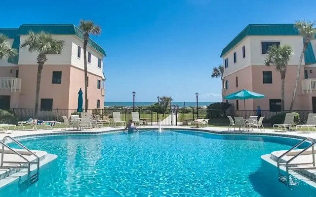 Sea Haven Luxe 2BR Oceanfront Haven