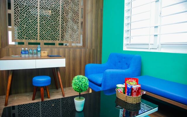 V.I.P's House  2