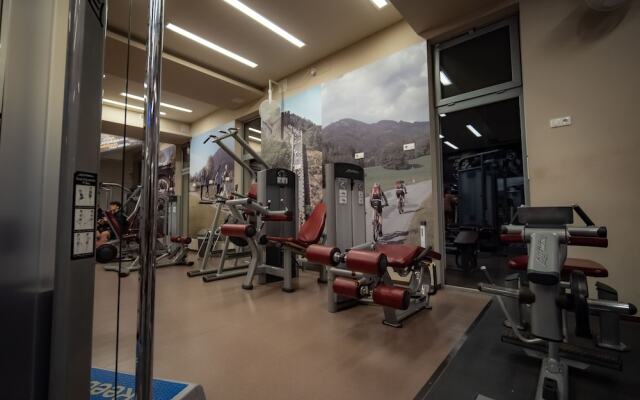 Eleven Business & Sport Hotel