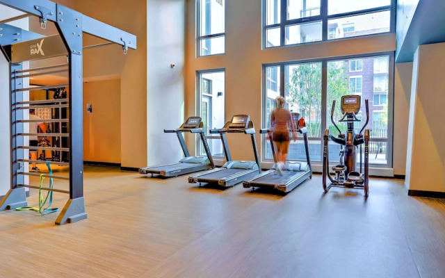 Prime Metro Proximity Condo at Clarendon