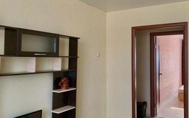 Апартаменты на улице Октябрьская 12