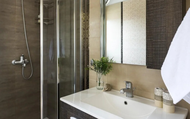 Muses Beach Villas - Urania