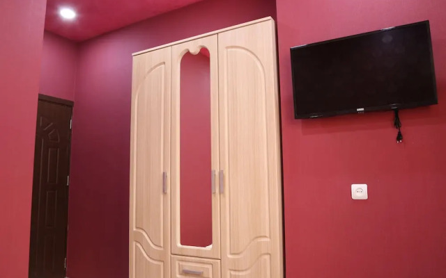 Lovely Hotel