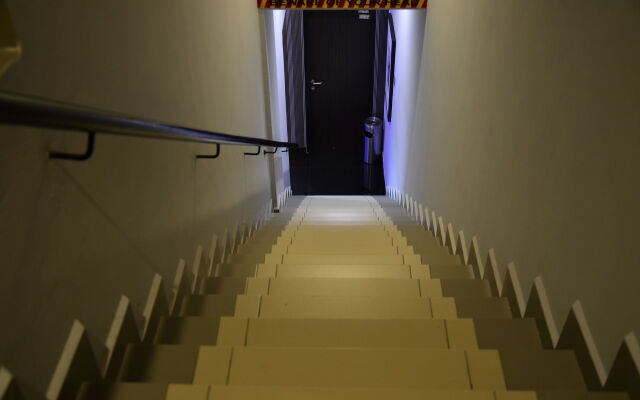D'Metro Hotel