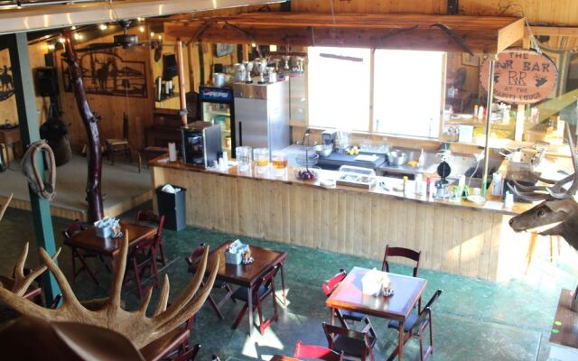 The Historic Wapiti Lodge