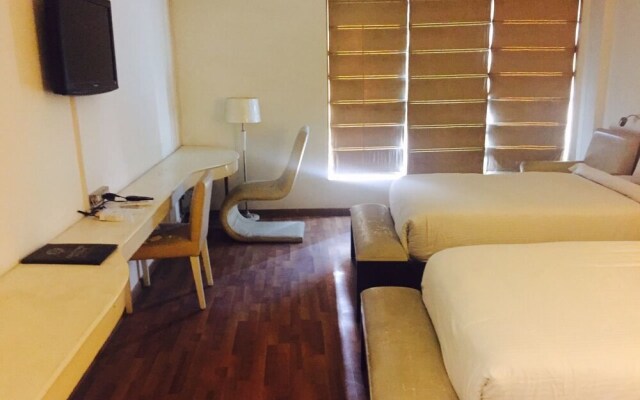 Centre Point Hotel Neemrana