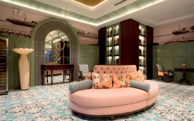 Regal Collection House