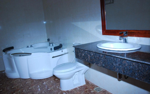 Emerald BB Battambang Hotel