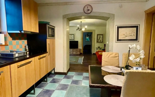 Buda Hills villa apartment