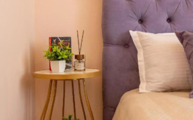 Apartments on Turan Avenue 50