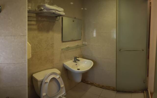 Come and Play Guesthouse