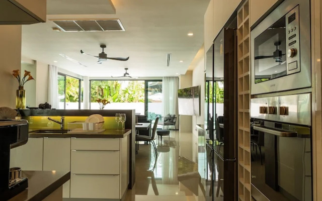 Attractive SeaView 4br Private PoolVilla