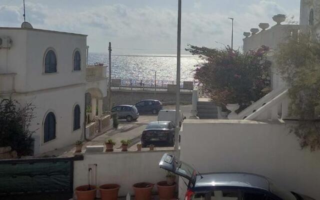 Holiday Home Sea Urchin