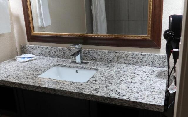 West Worth Inn and Suites