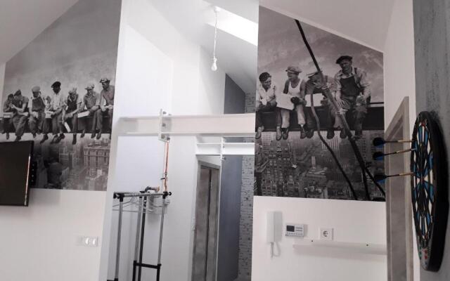 8x8 Tetőtér Apartman