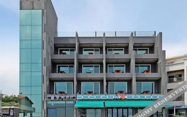 Yangyang Yangyang Pension