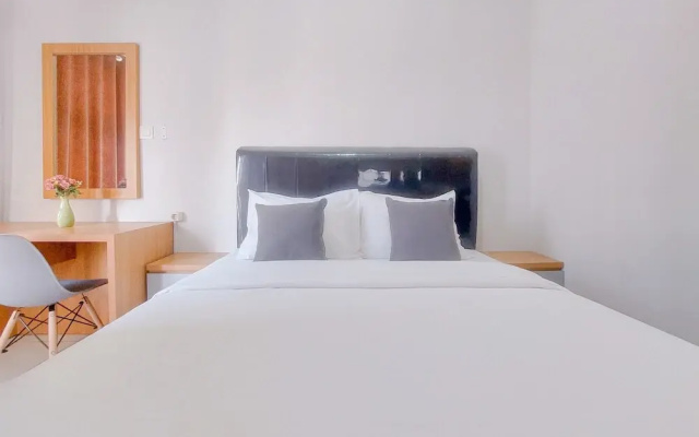 Best Place Studio At Amazana Serpong Apartment